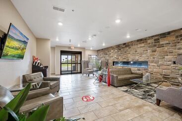 Cobblestone Hotel & Suites   Austin