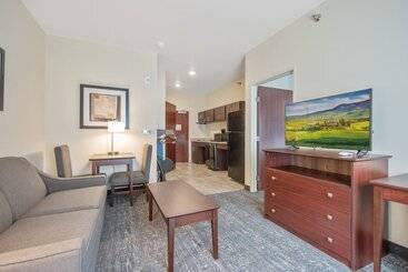 Cobblestone Hotel & Suites   Austin
