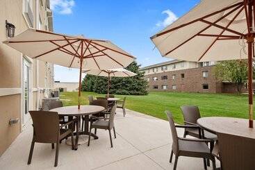 Cobblestone Hotel & Suites   Austin