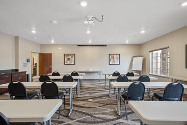 Cobblestone Hotel & Suites   Austin