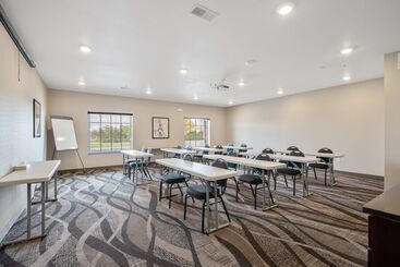 Cobblestone Hotel & Suites   Austin