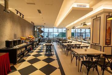 Fox Hotel Jayapura