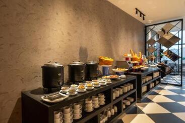 Fox Hotel Jayapura