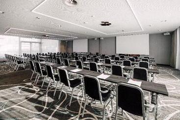 Leonardo Hotel Zurich Airport