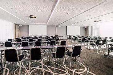 Leonardo Hotel Zurich Airport