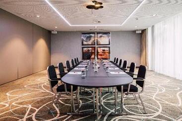 Leonardo Hotel Zurich Airport
