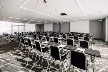 Leonardo Hotel Zurich Airport