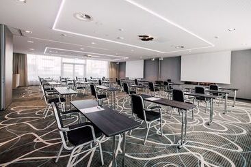 Leonardo Hotel Zurich Airport