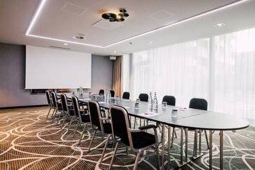 Leonardo Hotel Zurich Airport
