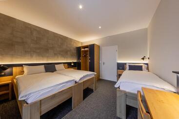 هتل Villars Lodge