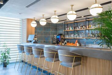 Signature Hotels & Spa