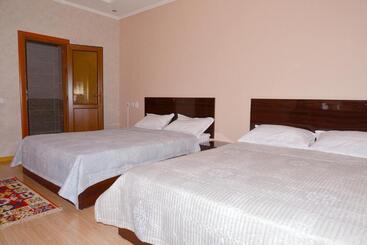 Astoria B&b