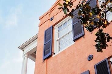تختخواب و صبحانه Elliott House Inn