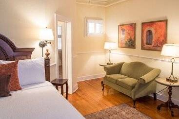 تختخواب و صبحانه Elliott House Inn