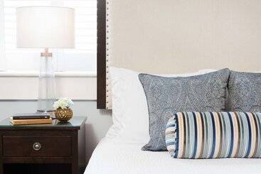 تختخواب و صبحانه Elliott House Inn