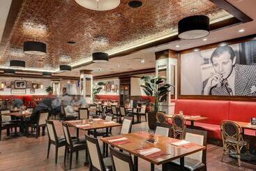 El Cortez Hotel And Casino   21 And Over