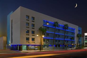 El Cortez Hotel And Casino   21 And Over