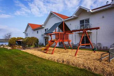 모텔 Ephraim Shores Resort
