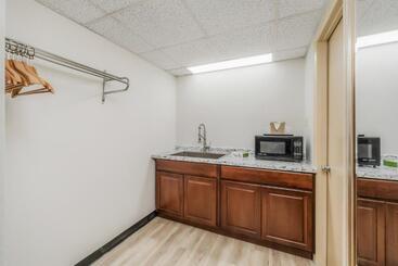 Отель Extended Stay Suites Cookeville   Tennessee Tech