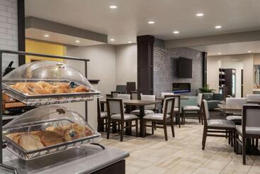 هتل Wingate By Wyndham Appleton