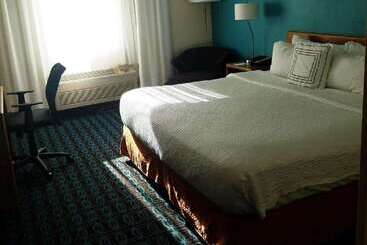 هتل Spark By Hilton Moline Quad Cities