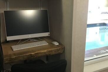هتل Clubhouse Inn