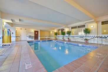 هتل Clubhouse Inn