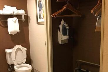 هتل Country Inn & Suites By Radisson, Phoenix Airport, Az