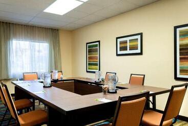 هتل Country Inn & Suites By Radisson, Phoenix Airport, Az