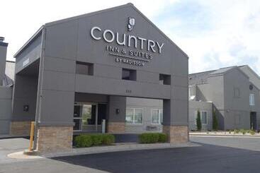 هتل Country Inn & Suites By Radisson, Wichita East, Ks