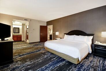Отель Embassy Suites Charleston