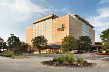 Отель Embassy Suites Charleston