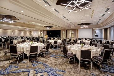 Отель Embassy Suites Charleston