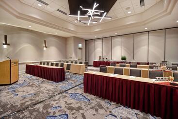 Отель Embassy Suites Charleston