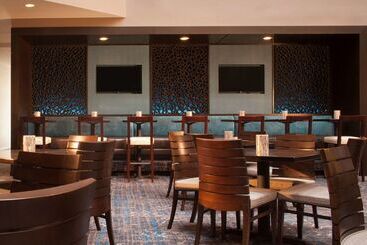 هتل Embassy Suites By Hilton Houston Near The Galleria