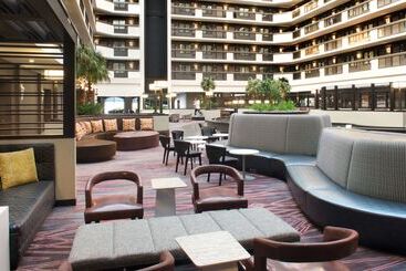 هتل Embassy Suites By Hilton Las Vegas