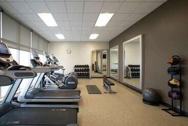 هتل Embassy Suites By Hilton Orlando Airport