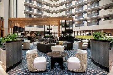 هتل Embassy Suites By Hilton Orlando Airport
