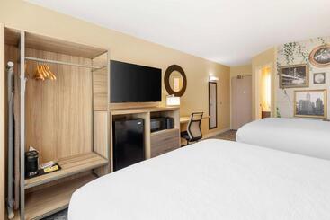 هتل Best Western Glenview   Chicagoland Inn And Suites