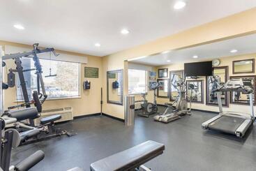 هتل Best Western Glenview   Chicagoland Inn And Suites