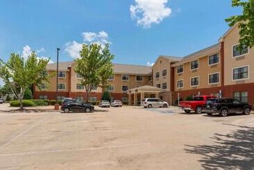 هتل Sonesta Simply Suites Lafayette Airport