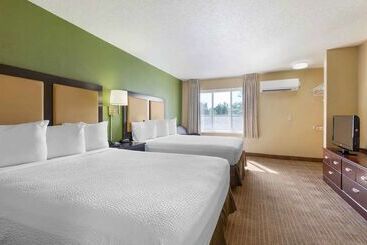 هتل Sonesta Simply Suites Lafayette Airport