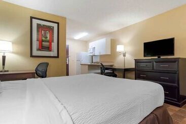 هتل Sonesta Simply Suites Lafayette Airport
