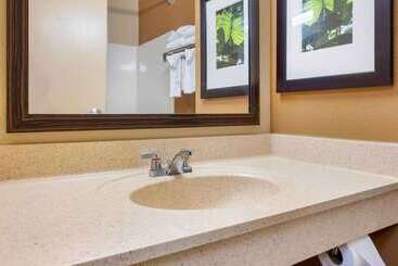 هتل Extended Stay America Suites  Cincinnati  Florence  Turfway Rd