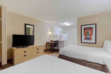 هتل Extended Stay America Select Suites   Fayetteville   Owen Dr