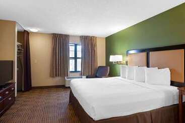 هتل Extended Stay America Suites  Kansas City  Overland Park  Quivira Rd