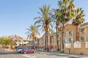 هتل Extended Stay America Suites  Los Angeles  Ontario Airport