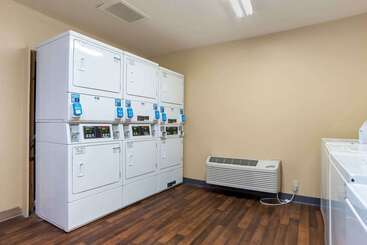 هتل Extended Stay America Suites  New Orleans  Metairie