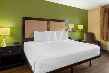 هتل Extended Stay America Suites  St. Petersburg  Clearwater  Executive Dr