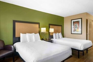 هتل Extended Stay America Suites  St. Petersburg  Clearwater  Executive Dr